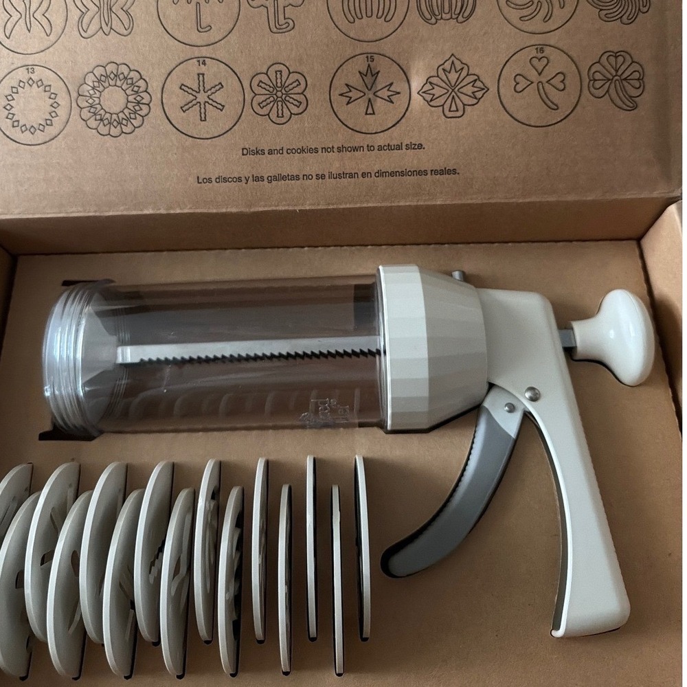 Pampered Chef Cookie Press 1525 Unisex OS White Excellent 16 Disks Spritz Baking